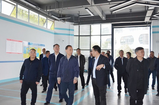 湖南省人大常委會原副主任、湖南異地商會聯(lián)合會顧問陳君文一行蒞臨九九調研指導